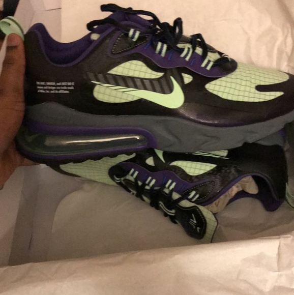 Brand new Air max 270 react - Picture 2 of 3